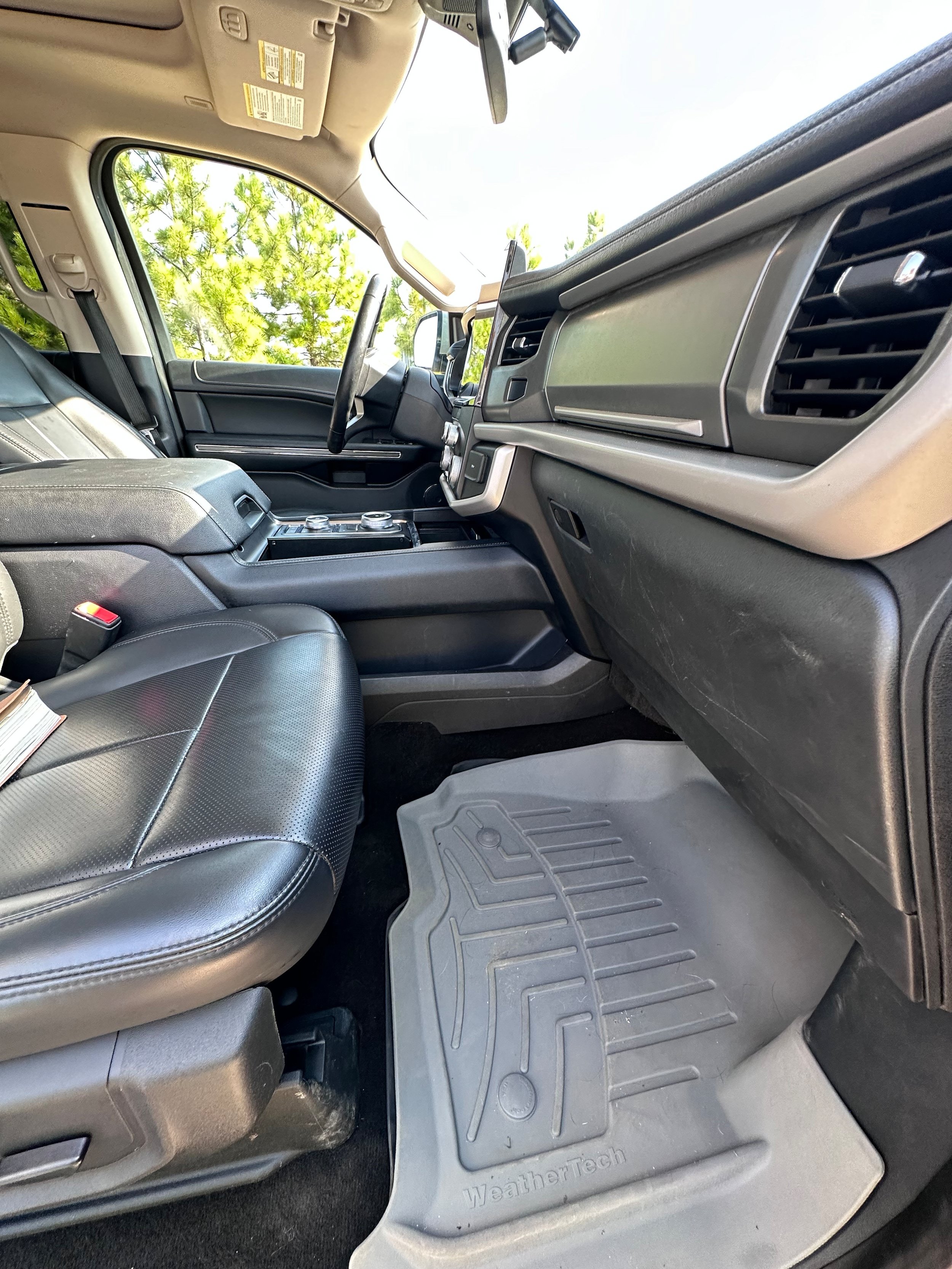 Used 2023 Ford Expedition XLT AWD/4WD image 35