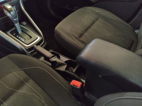 Used 2020 Ford EcoSport SE w/ SE Convenience Package image 26