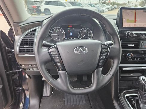 Used 2024 INFINITI QX80 Luxe image 18
