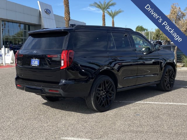 Used 2026 Ford Expedition Platinum w/ Stealth Performance Package AWD/4WD image 7