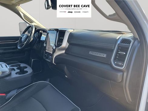 Used 2024 RAM 2500 Laramie image 15