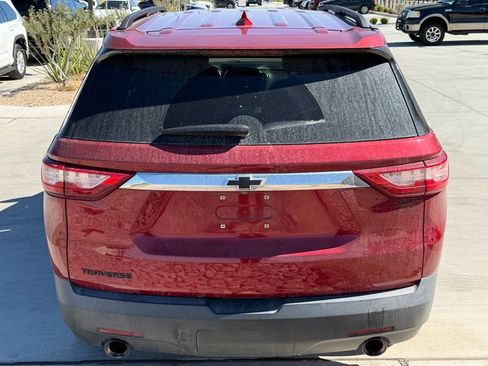 Used 2020 Chevrolet Traverse LT image 6