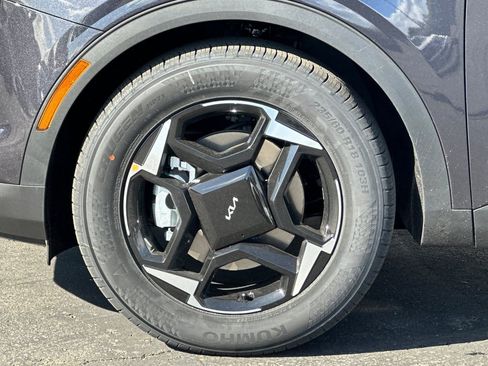 New 2026 Kia Sportage EX image 25