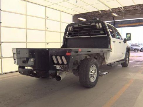 Used 2023 GMC Sierra 2500 Pro w/ Convenience Package AWD/4WD image 3