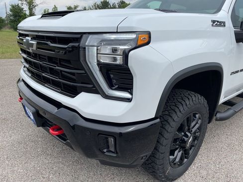 New 2026 Chevrolet Silverado 2500 LT w/ Trail Boss Package AWD/4WD image 9