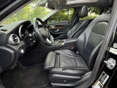 Used 2017 Mercedes-Benz C 300 4MATIC Sedan image 8