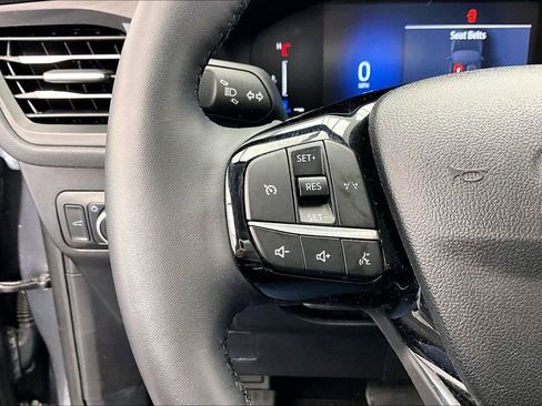 Certified 2023 Ford Escape Active AWD/4WD image 18