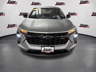 Used 2024 Chevrolet Trax RS w/ Driver Confidence Package FWD video 2