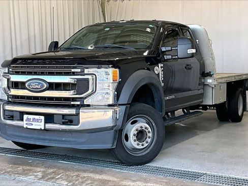 Used 2022 Ford F550 2WD SuperCab Super Duty w/ XLT Value Package image 2