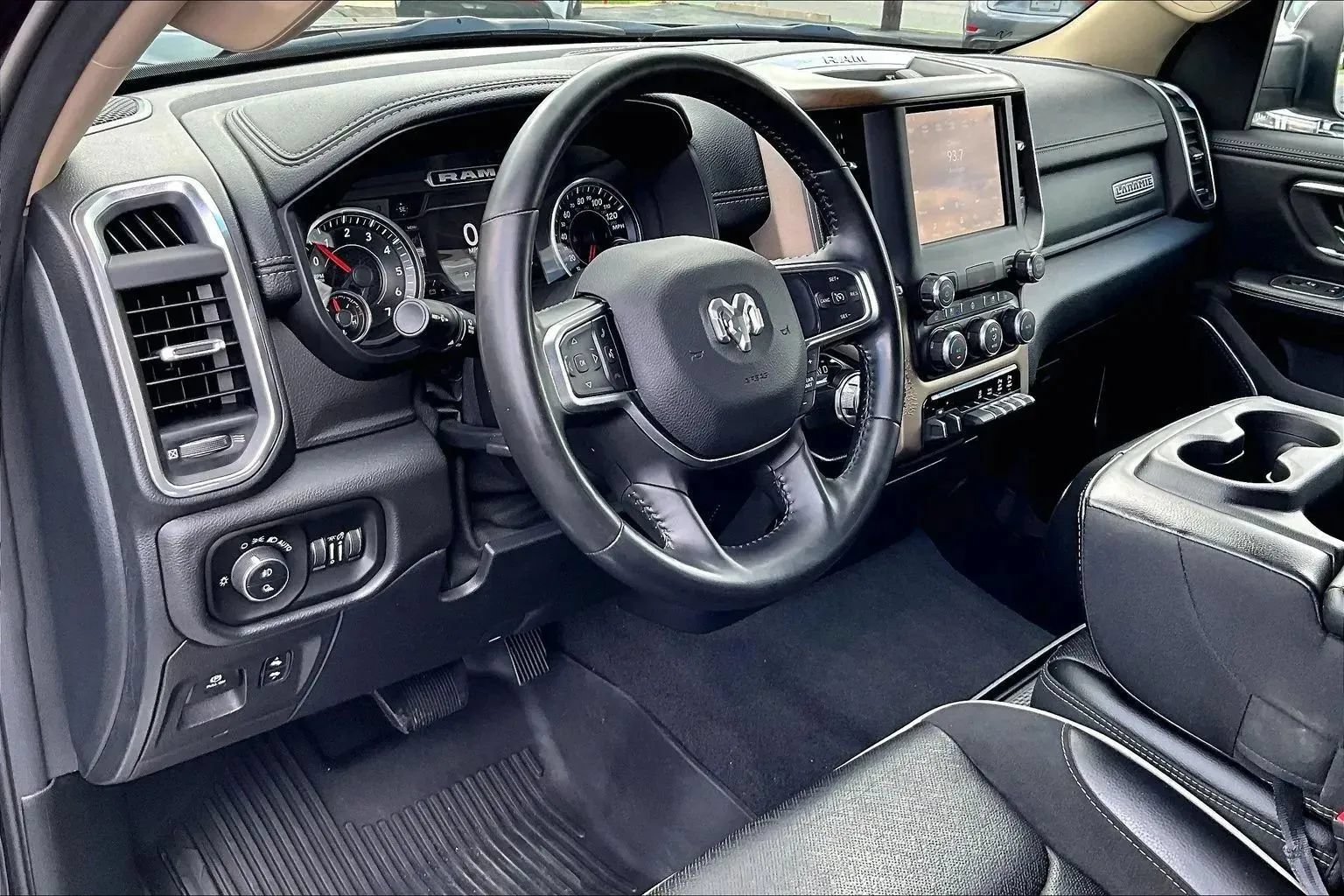 Used 2021 RAM 1500 Laramie RWD image 13