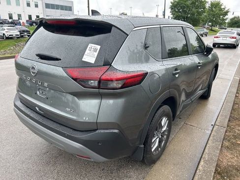 Used 2023 Nissan Rogue S AWD/4WD image 3