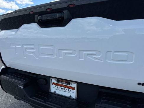Used 2025 Toyota Tundra TRD Pro AWD/4WD image 32