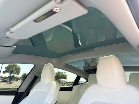 Used 2025 Tesla Model 3 Long Range RWD image 13