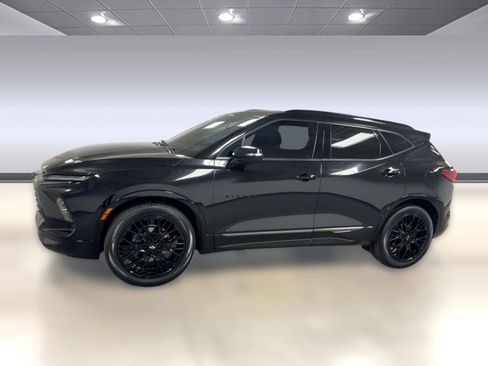 Certified 2023 Chevrolet Blazer RS w/ Driver Confidence II Package image 2