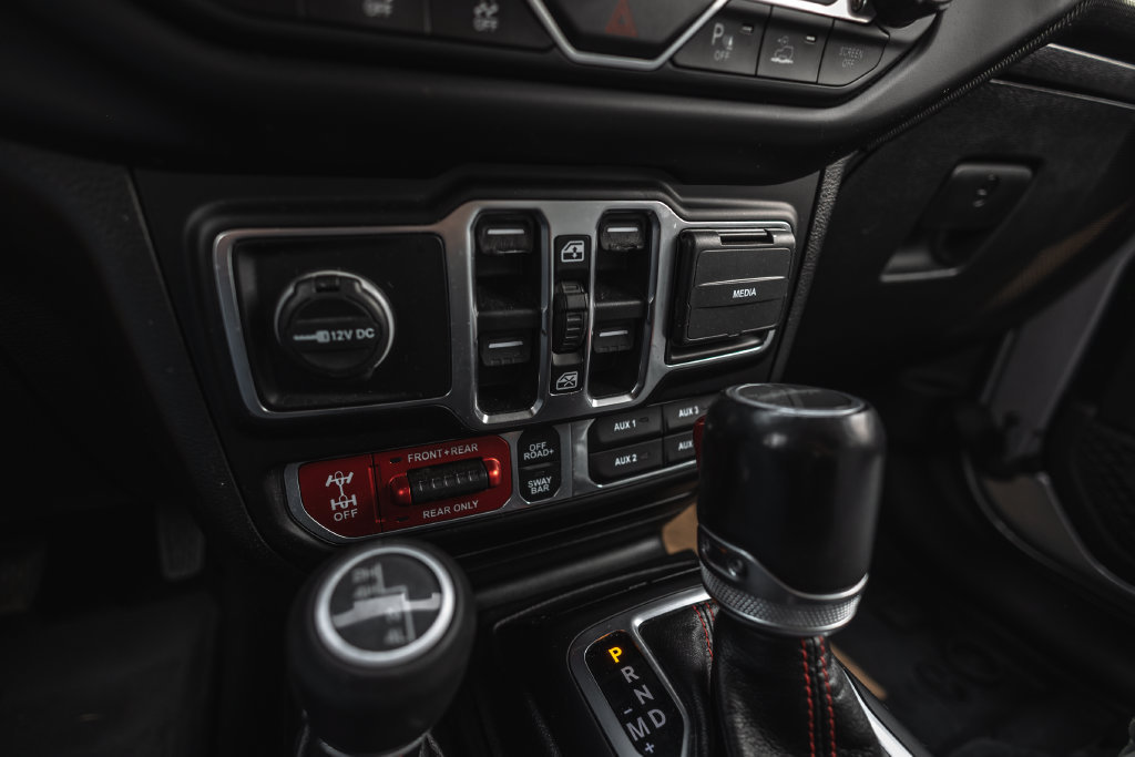 Used 2021 Jeep Gladiator Rubicon AWD/4WD image 22