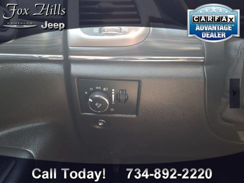 Used 2020 Jeep Grand Cherokee Limited AWD/4WD image 16