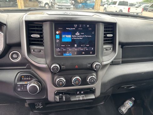 Used 2024 RAM 2500 Big Horn AWD/4WD image 10