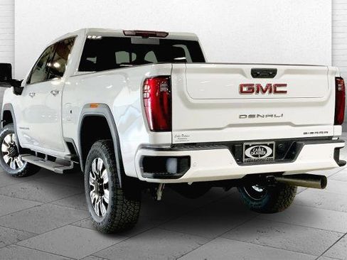 New 2026 GMC Sierra 2500 Denali w/ Denali Reserve Package AWD/4WD image 8