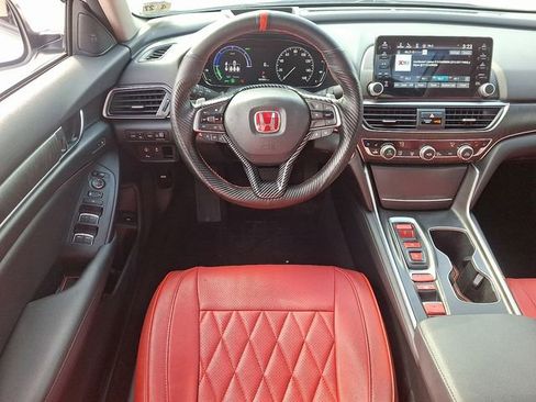 Used 2022 Honda Accord Touring image 12