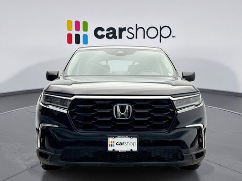 Used 2023 Honda Pilot LX image 8