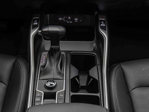 Certified 2026 Kia Sorento S w/ S Panoramic Sunroof Package FWD image 12
