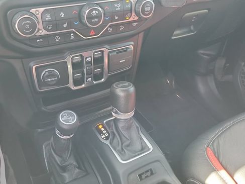 Used 2021 Jeep Wrangler Unlimited Sport AWD/4WD image 15