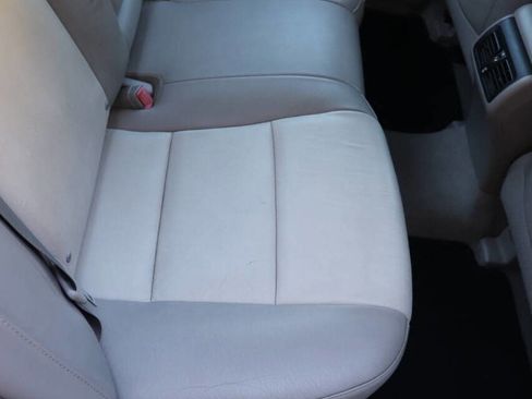 Used 2012 Toyota Camry XLE FWD image 41