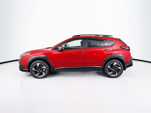 Used 2024 Subaru Crosstrek 2.5i Limited w/ Crosstrek Mirror Package image 4