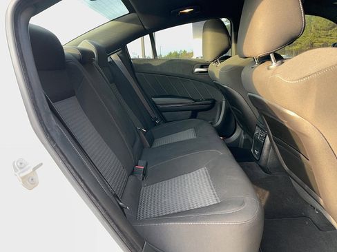 Used 2023 Dodge Charger R/T w/ Blacktop Package image 27