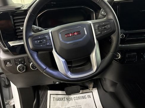 Used 2025 GMC Sierra 2500 SLE w/ SLE Value Package; AWD/4WD image 13