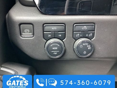 Used 2023 Chevrolet Silverado 1500 LT image 21