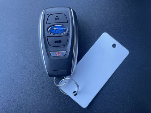 Certified 2025 Subaru Forester Premium image 30