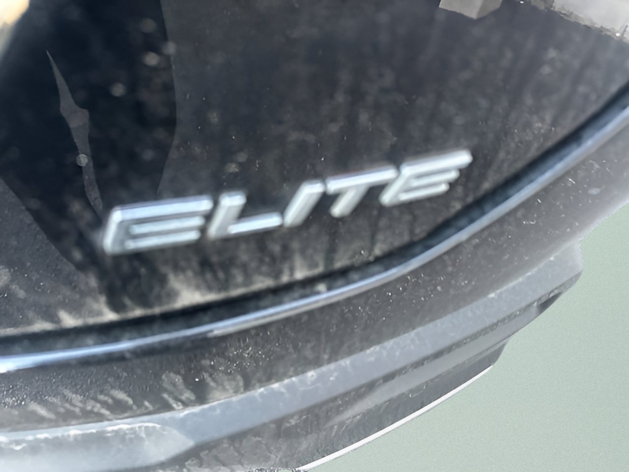 Used 2023 Honda Pilot Elite image 11