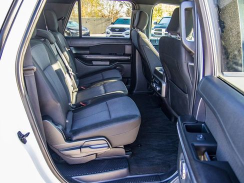 Used 2019 Ford Expedition Max XLT image 20