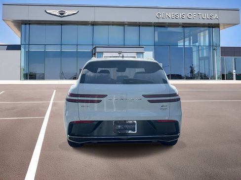 Used 2026 Genesis GV70 2.5T AWD/4WD image 7
