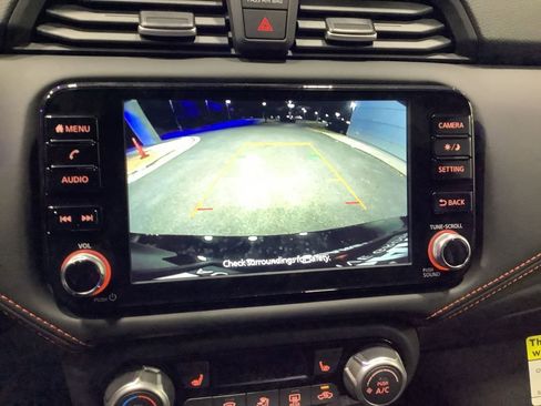 New 2025 Nissan Versa SR w/ Trunk Package image 26