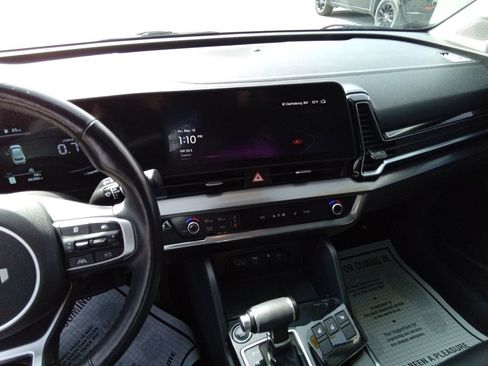 Used 2023 Kia Sportage EX image 21