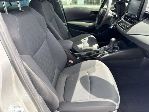 Used 2022 Toyota Corolla LE FWD image 11