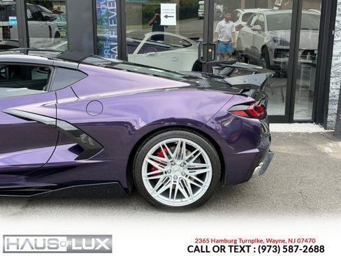 Used 2021 Chevrolet Corvette Stingray Premium Cpe w/ Z51 Performance Package RWD image 11