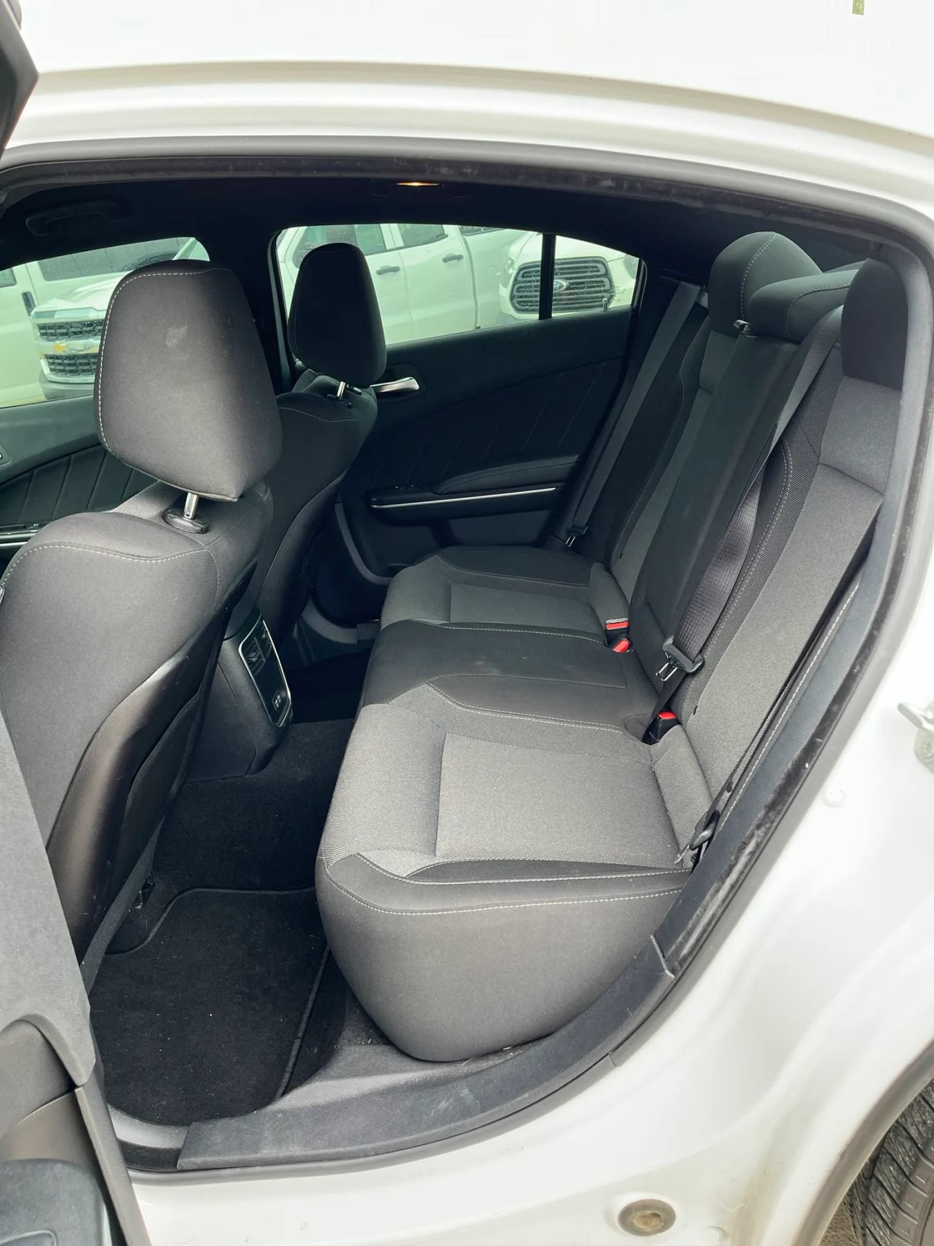 Used 2019 Dodge Charger SXT RWD image 28