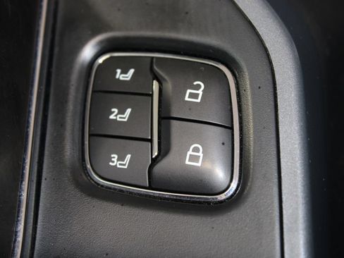 Used 2023 Ford F150 Lariat w/ Equipment Group 502A High AWD/4WD image 38