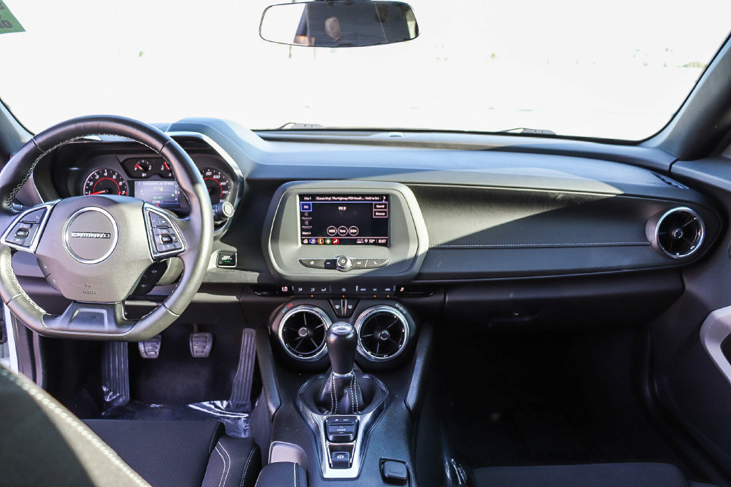 Used 2024 Chevrolet Camaro LT RWD image 14