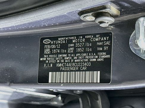 Used 2012 Hyundai Accent GLS FWD image 12