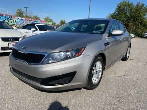Used 2011 Kia Optima LX image 3