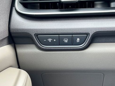 New 2026 Kia Carnival EX FWD image 32