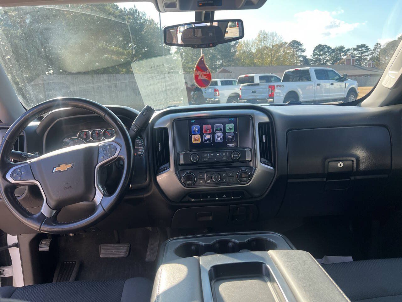 Used 2018 Chevrolet Silverado 1500 LT w/ Texas Edition RWD image 10