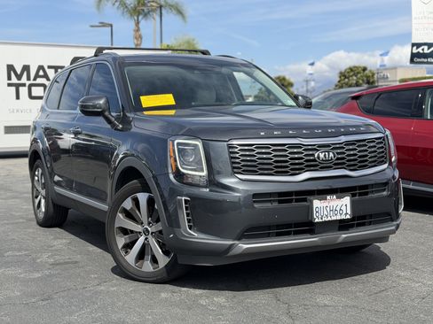 Used 2021 Kia Telluride S image 2
