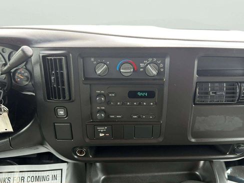 Used 2006 GMC Savana 2500 RWD image 20