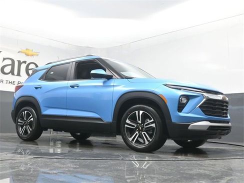 New 2026 Chevrolet TrailBlazer LT w/ Convenience Package image 2
