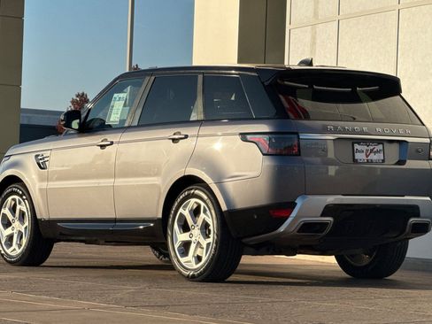 Used 2020 Land Rover Range Rover Sport HSE image 6